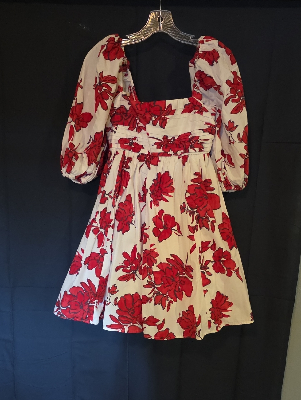 Abercrombie & Fitch White Dress with Red Accent